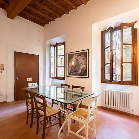 Apartment Acqua Florence