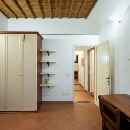 Apartment Acqua Florence